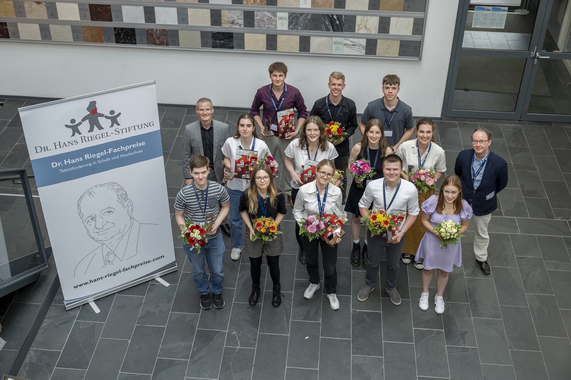 Universität Potsdam verleiht zum neunten Mal die Dr. Hans Riegel-Fachpreise für besonders gute vorwissenschaftliche Arbeiten von Schülerinnen und Schülern aus Brandenburg