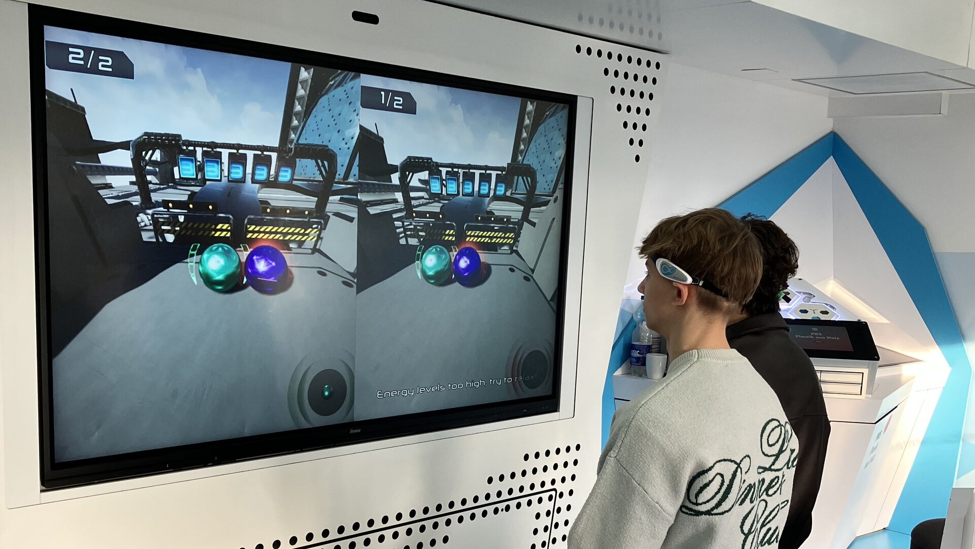 ouchTomorrow-Truck zu Gast an der Bruno-Bürgel-Gesamtschule in Rathenow