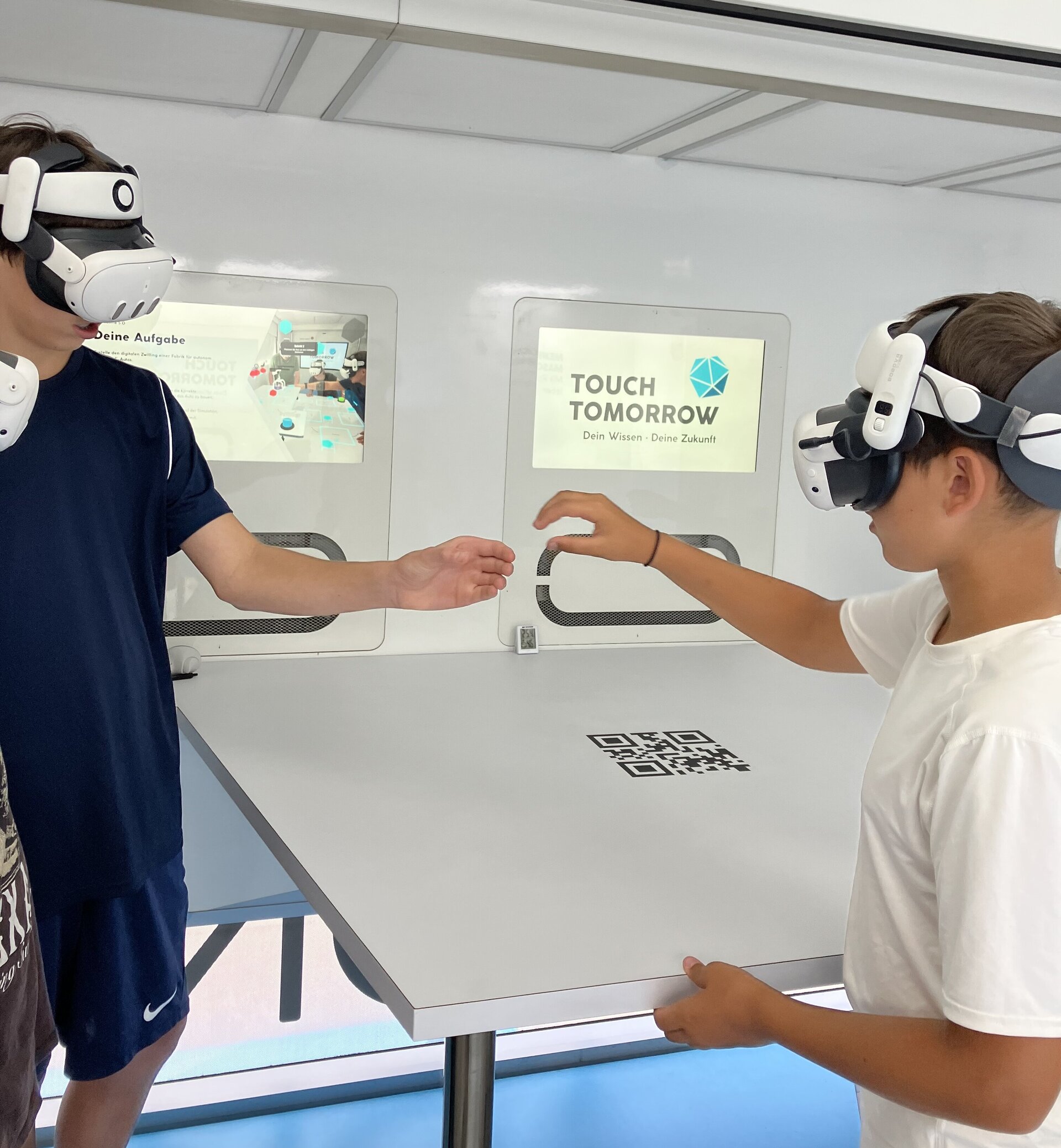 TouchTomorrow-Truck zu Gast an der Gesamtschule Kürten