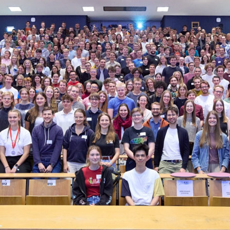 250 Jungwissenschaftler:innen